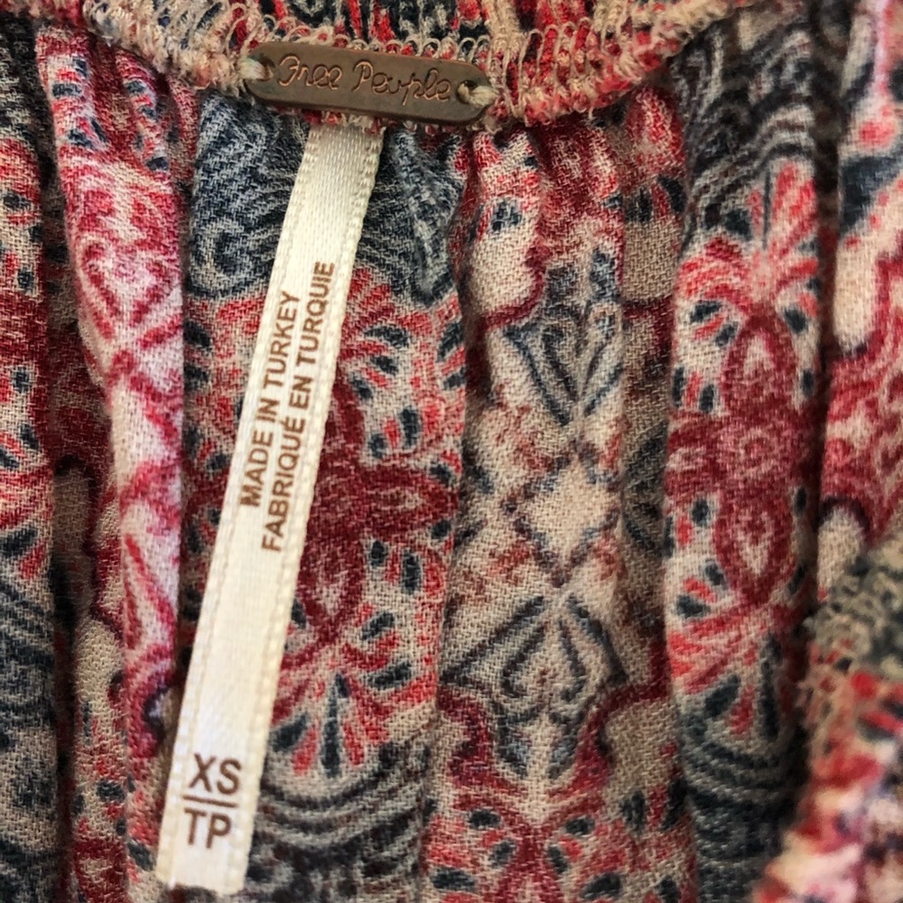 Free People Set - Picture 2 of 2